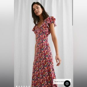 Rails Krista/kenza Dress with sleeves and smocked top. Brand new with tags.